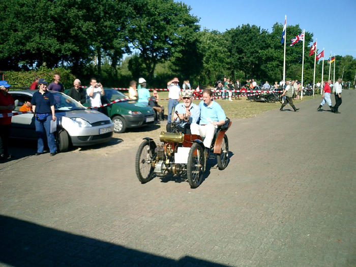 Jürgen Lamm und Gero Storjohann in voller Fahrt.